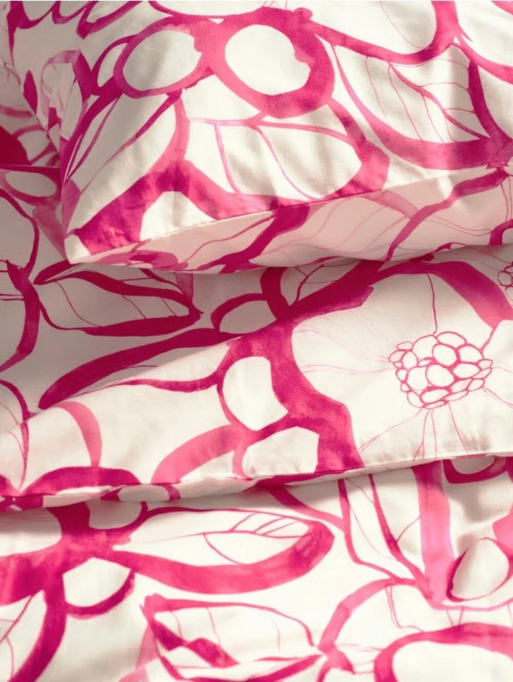 NWT King Size Duvet Set white and pink floral pattern
